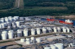 Ấn Độ đặt mua khối lượng lớn LNG từ phương Tây