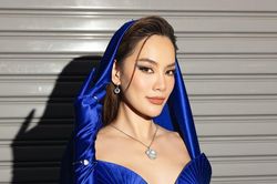 Á hậu Lê Hoàng Phương khiến khán giả không thể rời mắt với trang phục lạ mắt