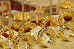 Giá vàng nhẫn tăng vọt