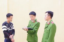 Bắt đối tượng giả danh công an để lừa đảo chiếm đoạt tài sản