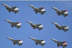 Ukraine nhận tin xấu về máy bay F-16