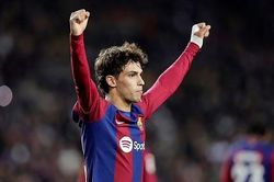Đến Barca mới nửa mùa, Felix đã được tăng lương gấp 9 lần