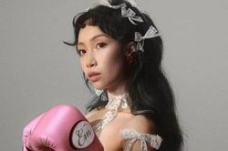 Mỹ Anh: 'Tôi không áp lực trước thành tựu của bố mẹ'