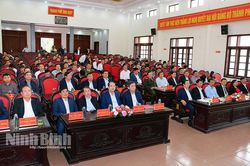 Tổng kết công tác đầu tư xây dựng tuyến cao tốc Bắc - Nam phía Đông, đoạn qua tỉnh Ninh Bình và sơ kết việc triển khai xây dựng tuyến đường Đông - Tây (giai đoạn I)