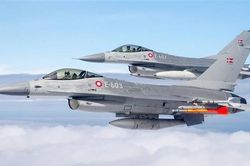 Đan Mạch hoãn chuyển F-16 cho Ukraine