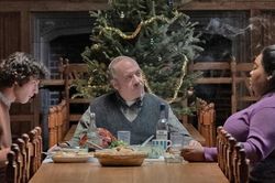 Paul Giamatti giành Quả cầu Vàng với lối diễn dị biệt