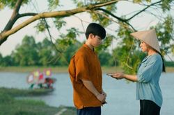 MV 'Người con của dòng sông': Một Bích Hồng đậm đà 'chất' châu thổ sông Hồng