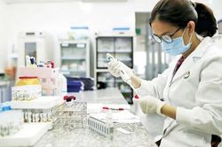 Ngành y tế tiếp tục tập trung giải quyết tình trạng thiếu thuốc, vật tư y tế
