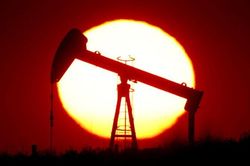Giá xăng dầu hôm nay 9/1: Giảm mạnh, Saudi Arabia hạ giá bán dầu xuống thấp nhất 27 tháng