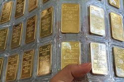 Giá vàng miếng SJC 'bốc hơi' cả triệu đồng, về quanh mức 74 triệu đồng/lượng