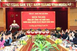 Bí thư Tỉnh ủy Trần Hồng Minh: Đoàn kết, thống nhất, chung sức đồng lòng, tập trung thực hiện tốt nhiệm vụ kế hoạch năm 2024