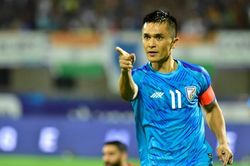 Asian Cup 2023: Sunil Chhetri sẽ 'chung mâm' với Messi, Ronaldo?