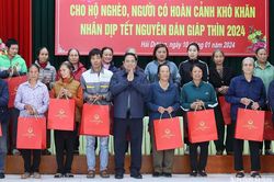 Thủ tướng Phạm Minh Chính dự Chương trình tặng quà người nghèo tỉnh Hải Dương