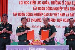 Quân khu 7 tăng cường hoạt động kết nghĩa với nhiều đơn vị