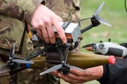 Loại UAV chiến đấu mà cả Nga và Ukraine cùng ưa thích