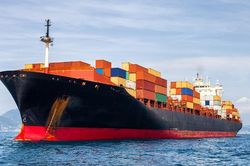 Tăng cước vận chuyển đường biển, doanh nghiệp xuất khẩu đối diện khó khăn kép