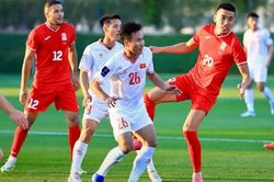 Đội tuyển Việt Nam thua Kyrgyzstan 1-2