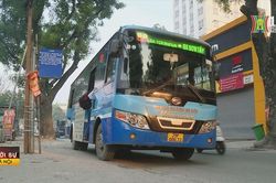 Nhiều nguy cơ TNGT tại các điểm dừng đỗ xe buýt