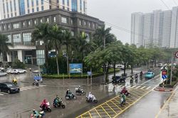 Hà Nội mưa dầm cả ngày