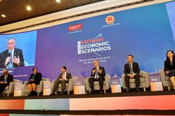 Hình ảnh và phát ngôn ấn tượng tại Diễn đàn Kịch bản Kinh tế Việt Nam 2024