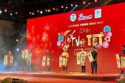 Lễ hội Tết Việt 2024 sẽ hạn chế bán... cá viên chiên