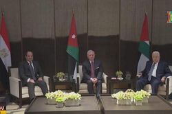 Hội nghị thượng đỉnh Ả Rập kêu gọi chấm dứt xung đột Gaza