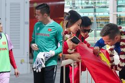 Filip Nguyễn 'hối hận' vì học tiếng Việt muộn, nói điều thích nhất ở CĐV Việt Nam