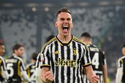Mở 'tiệc bàn thắng', Juventus hiên ngang tiến vào bán kết cúp Quốc gia Ý