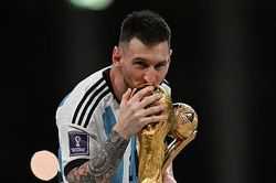 Lý do thực sự khiến Messi không thể thực hiện lễ vinh danh vô địch World Cup trên sân của PSG