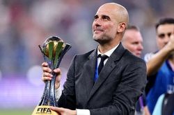 Man City: Lại lên đỉnh nhờ toan tính của Pep?