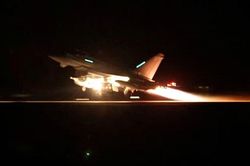 Lãnh đạo Mỹ, Anh bình luận sau khi hai nước phối hợp giáng đòn trực tiếp vào Houthi