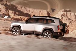 SUV địa hình thiết kế siêu ngầu, giá gần 980 triệu đồng