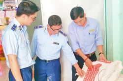 Kiểm tra an toàn vệ sinh thực phẩm trước trong và sau Tết Nguyên đán