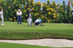 Cho thôi chức đối với Giám đốc Sở NN&PTNT tỉnh Bắc Ninh vì chơi golf trong giờ hành chính