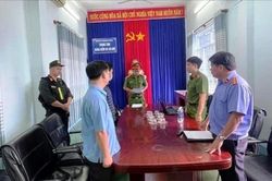 Bắt giam Giám đốc cùng 2 đăng kiểm viên của Trung tâm đăng kiểm ở Quảng Ngãi