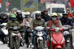 Những lưu ý khi lái xe máy vào mùa đông