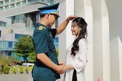 Tình yêu như ngày nắng