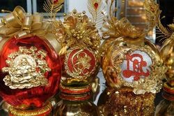 Ngắm dừa dát vàng 1 triệu đồng/cặp vẫn 'cháy hàng'