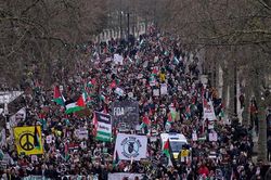 Biển người biểu tình khắp thế giới đánh dấu 100 ngày xung đột Gaza
