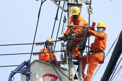 Thủ tướng: Khó khăn của EVN chỉ mang tính sự cố, tình thế