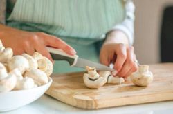7 lý do tại sao người bệnh ung thư nên ăn nấm