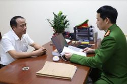 Bắt cựu giám đốc ký khống hợp đồng, đút túi 1,7 tỷ đồng