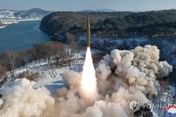 Triều Tiên tuyên bố phóng thành công IRBM mang đầu đạn siêu thanh