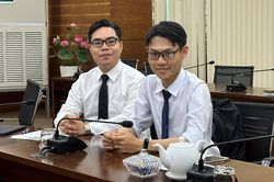 2 sinh viên sư phạm xuất sắc được tuyển thẳng làm giáo viên