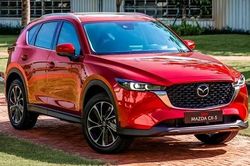 Top 5 xe gầm cao bán chạy nhất tháng 12/2023: Mazda CX-5 tiếp tục dẫn đầu