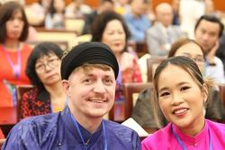 Kiều bào tụ hội về TPHCM dự Xuân quê hương