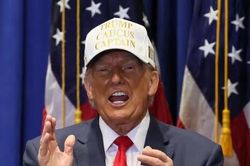 Bang đầu tiên bầu cử sơ bộ, ông Trump kêu gọi cử tri 'gây sốc'
