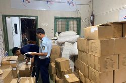 TP.HCM: Phạt 70 triệu đồng, tiêu hủy thực phẩm không rõ nguồn gốc