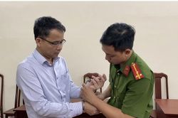 Bắt Phó Cục trưởng Cục Đăng kiểm Việt Nam và các đồng phạm