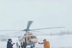 Trung Quốc: Khoảng 1.000 du khách mắc kẹt ở Tân Cương sau vụ lở tuyết